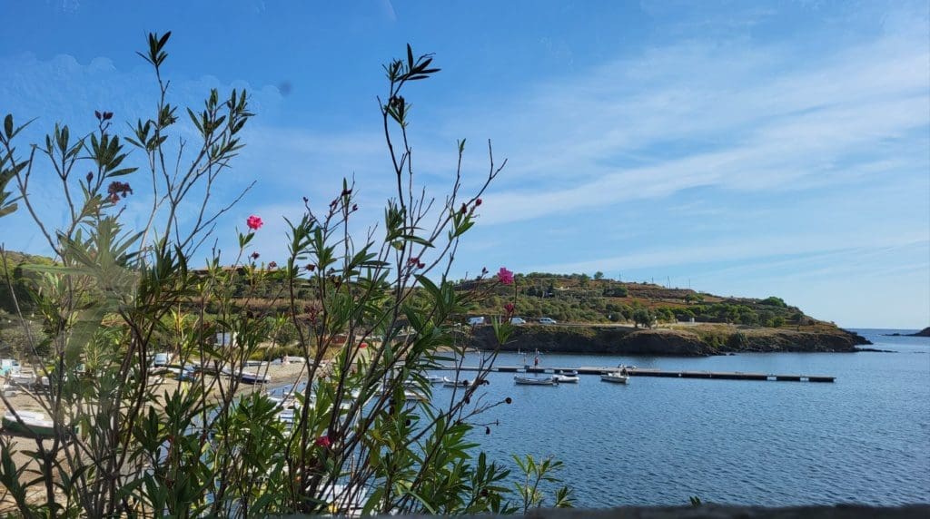 Uitzicht over Port Lligat vanaf Museu Casa Dalí